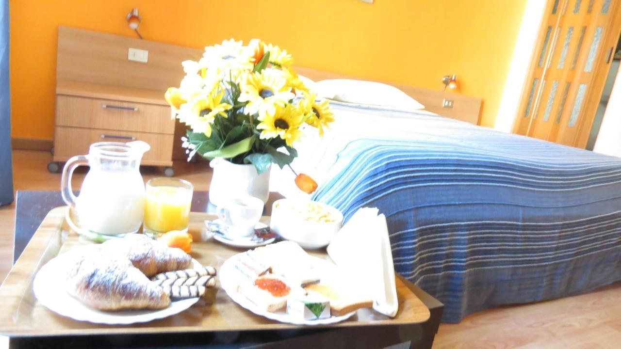 Bed and Breakfast Lecce Cplaza Exterior foto