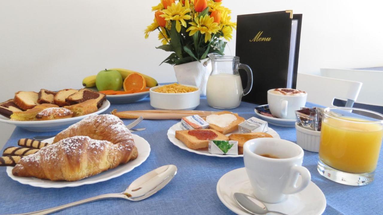 Bed and Breakfast Lecce Cplaza Exterior foto